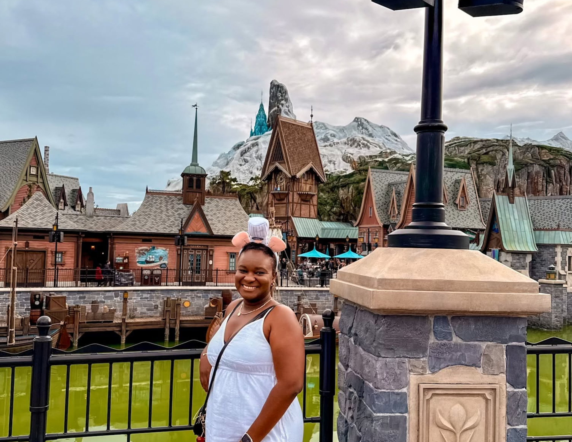 Disneyland Paris Guide (9).png